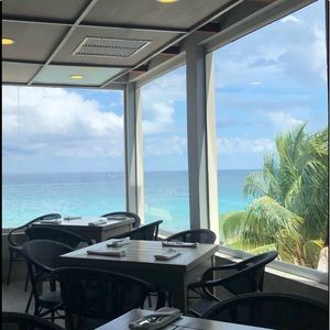 Meet your Posher, Gabrelle